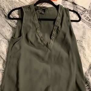 Forever 21 V neck tank